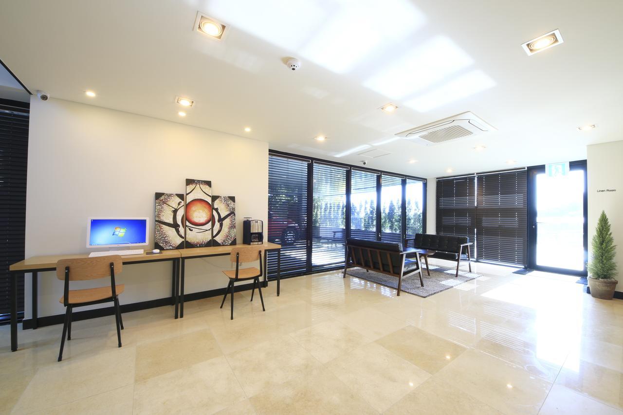 Hotel Yeon Seogwipo Ngoại thất bức ảnh